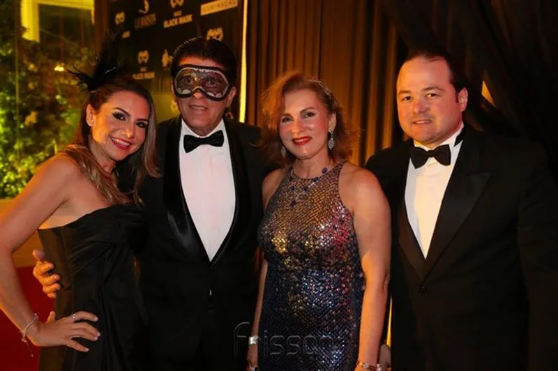 Adriana Queiroz, Dito Machado, Renata Jereissati e Otávio Queiroz
