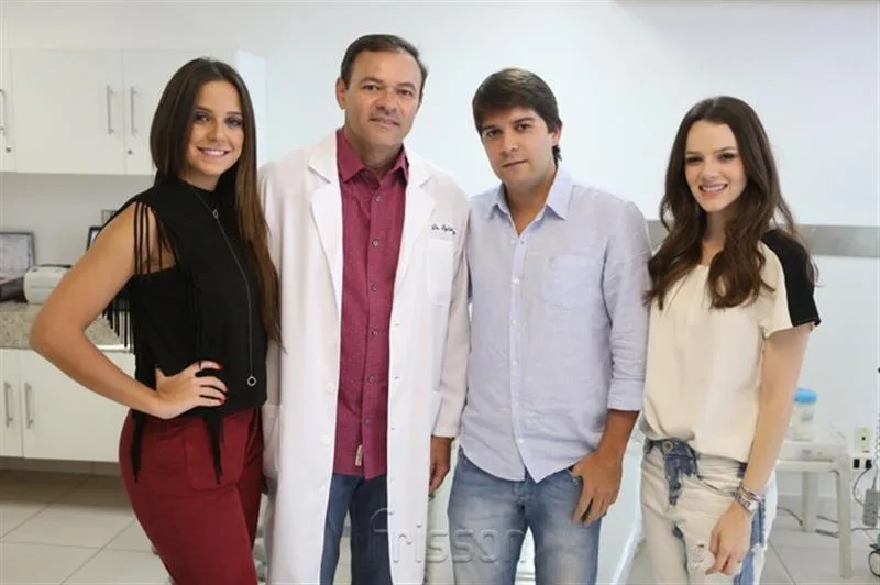 Fernanda Levy, Fujita Neto e Paula Sampaio