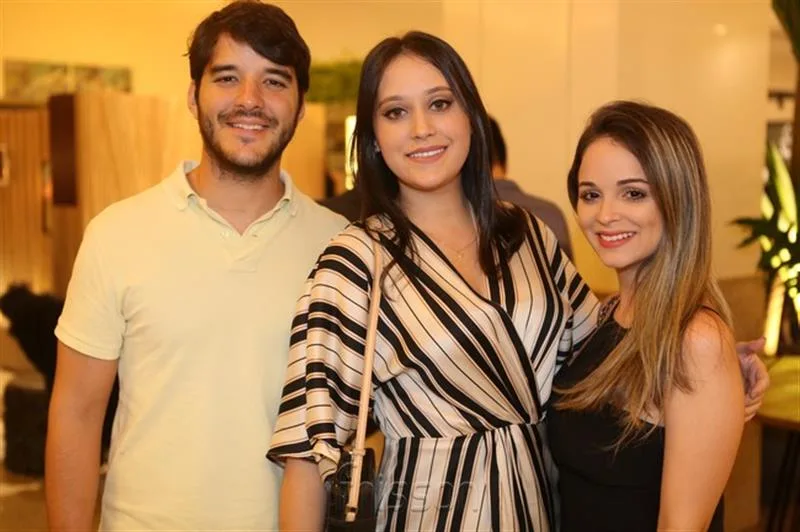 Arthur Peres, Lib Melo e Jéssica Ramos