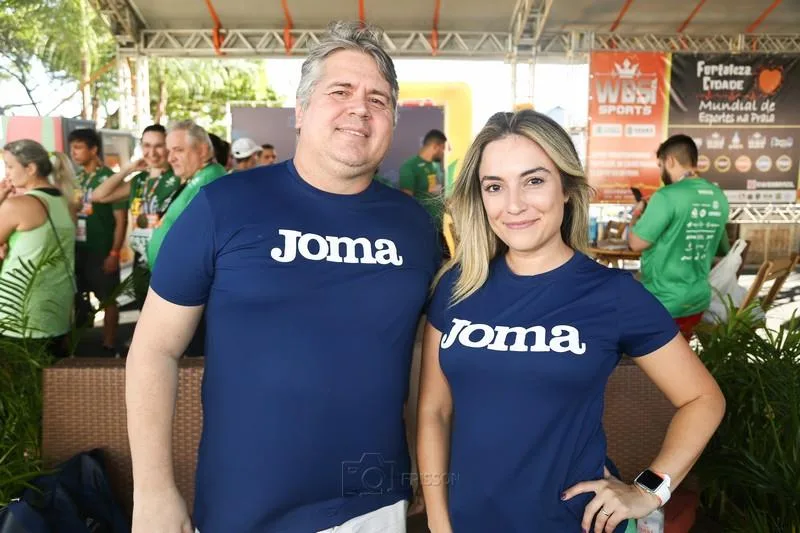 Carlos Chaves e Taynara Telles