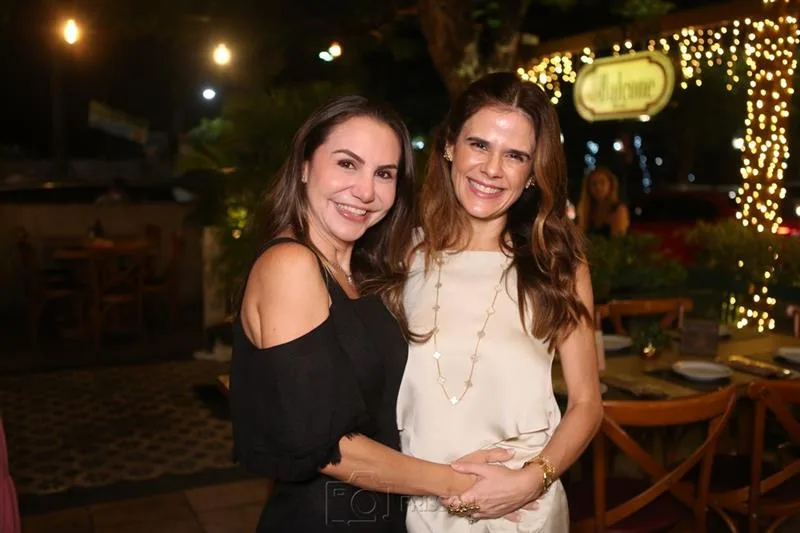 Adriana Queiroz e Niedja Bezerra