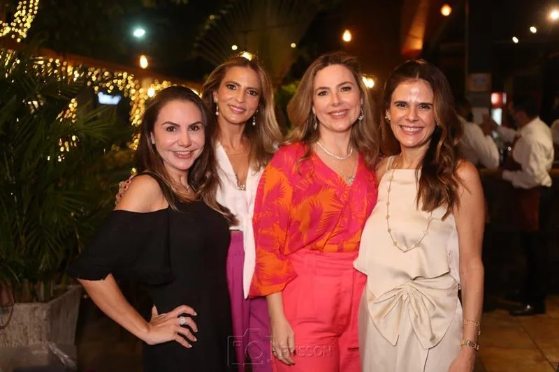 Adriana Queiroz, Michelle Aragão, Suyane Dias Branco e Niedja Bezerra