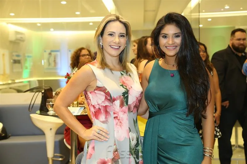 Gaída Dias e Mileide Mihaile
