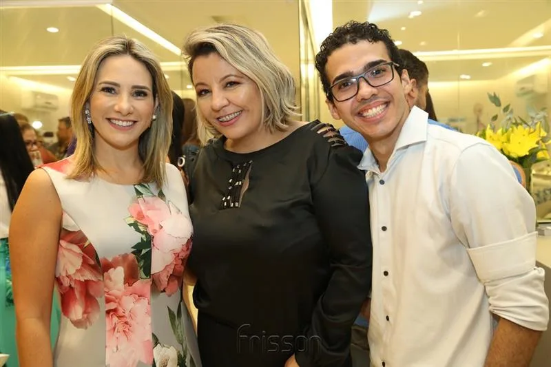 Gaída Dias, Drika Oliveira e Saulo Lobo