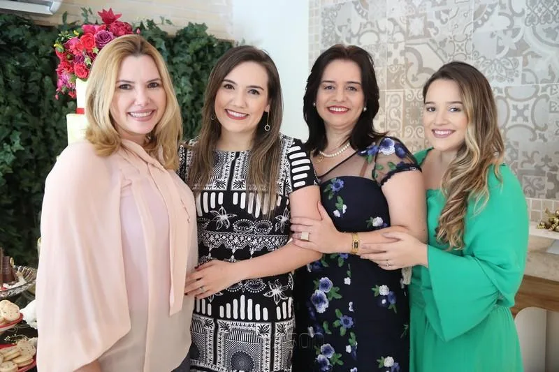 Débora e Gabriela Portugal, Lia e Ana Paula Freire