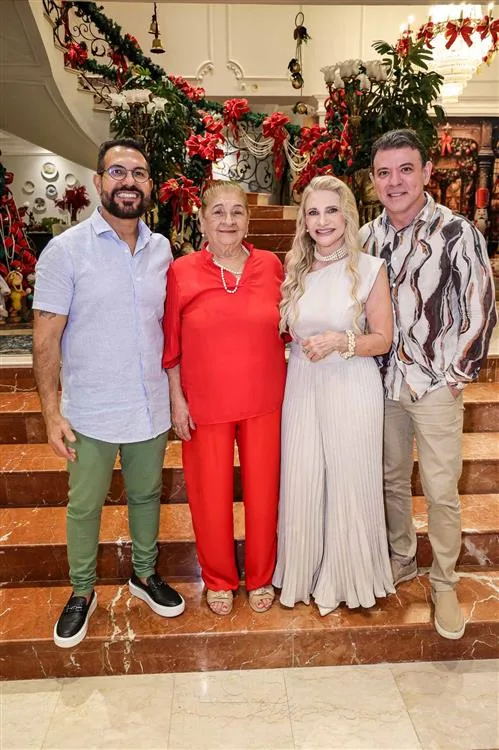 Adan Vieira, Alaide Carvalho, Rosangela Dias e Alan Carvalho