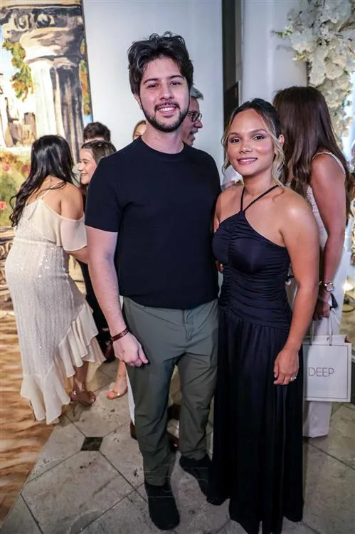 Abidias Aguiar e Renata Dantas