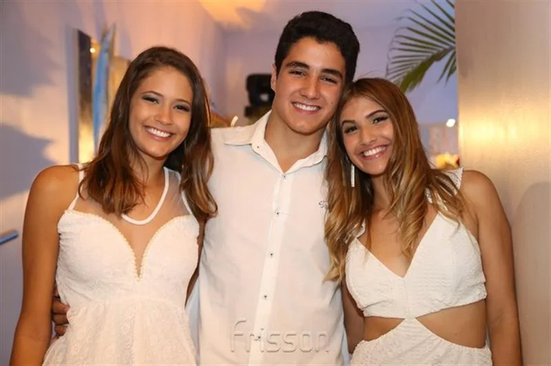 Dandara Portela, Davi Fortes e Paloma Gissoni