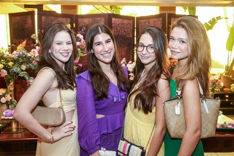 Ana Luísa Lobato, Vera Bezerra, Lívia Medeiros e Lara Guerra