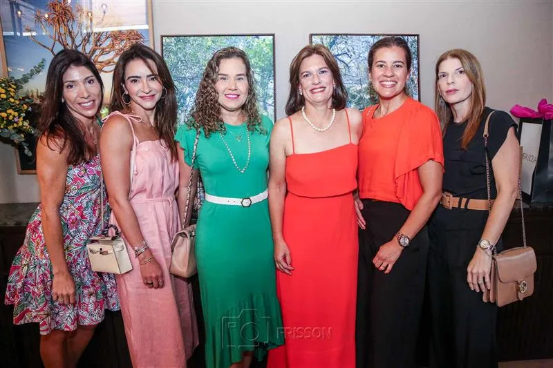 Bianca Paes, Camila Quindere, Cibelle Campos, Luciana Bezerra, Rita Braga e Juliana Sobral