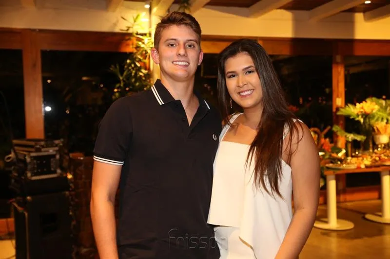 Davi Pessoa e Camilla Ribeiro