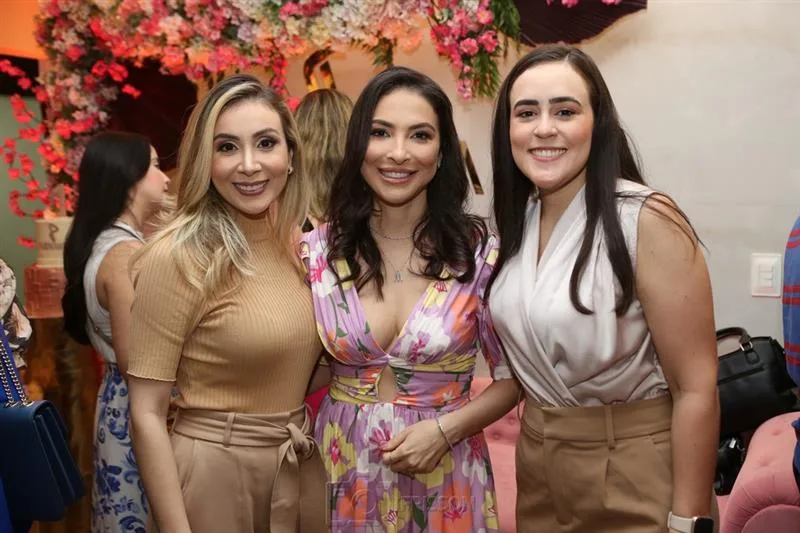 Amanda Dantas, Lia Albuquerque e Renata Rebouças
