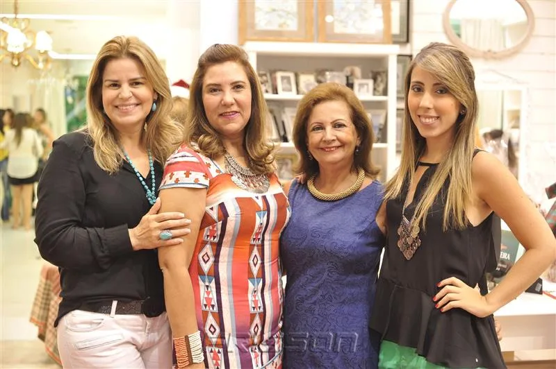 Ana Cristina Ximenes, Jória Araripe, Norma e Lara Brasil