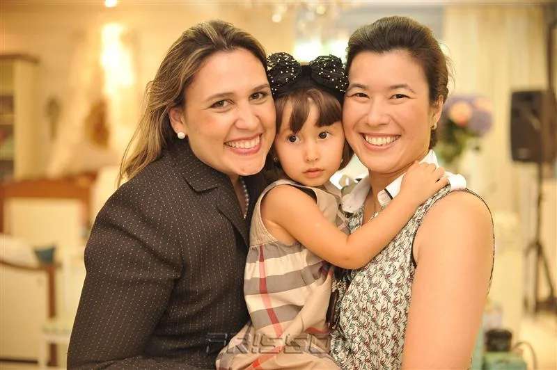 Ana Leal, Alice e Paula Yamazaki