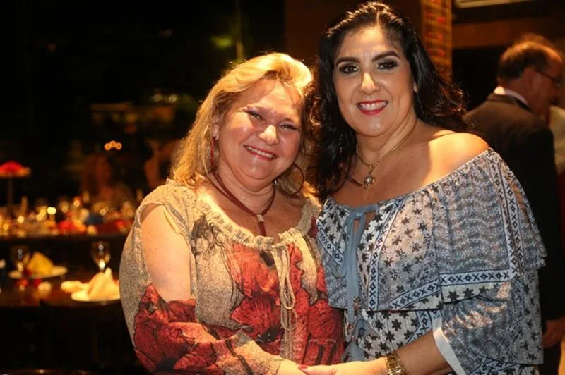 Beth Pinto e Izabeli Leitão