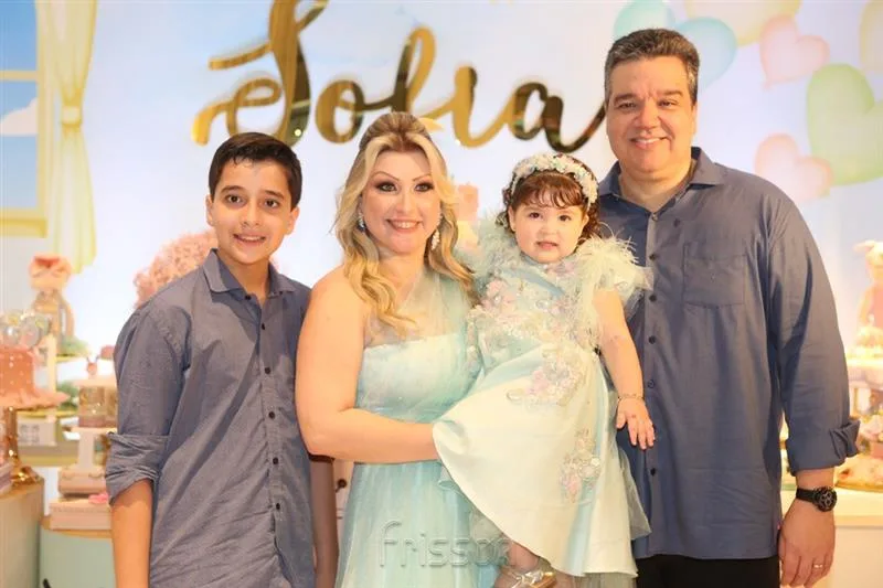 Arthur, Ticiana, Sofia e Ticiano Rego