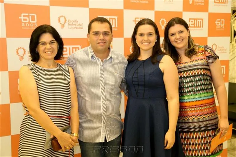 Cláudia Holanda, Keoma Pinheiro, Katharine e Caroline Holanda