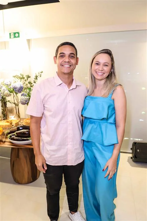 Caio Ricarte e Paula Jessica