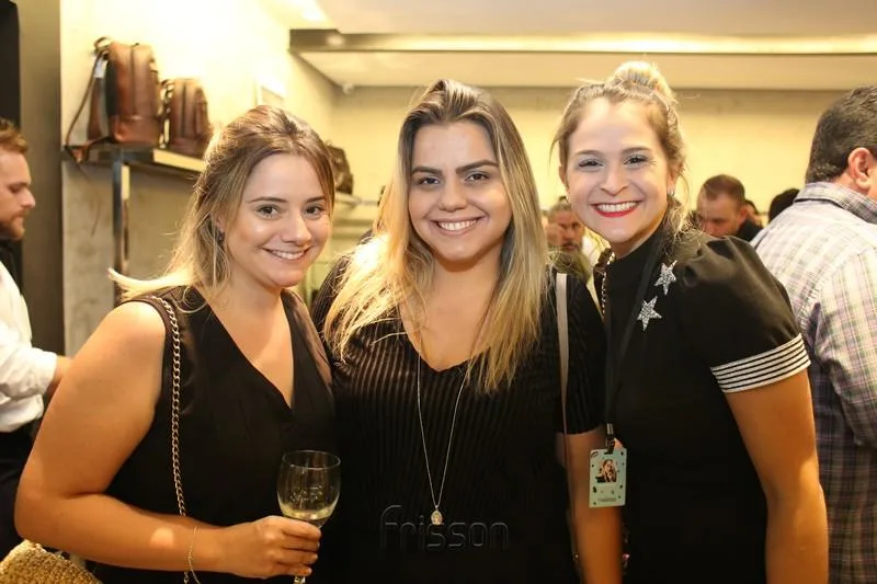 Karla Rodrigues, Renata Benevides e Isabella Miranda (1)