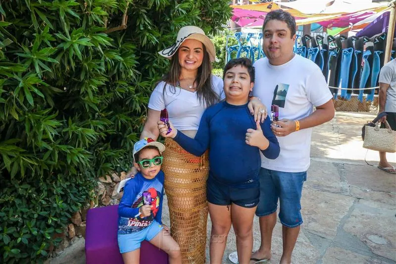 Cleane Fontenele e familia