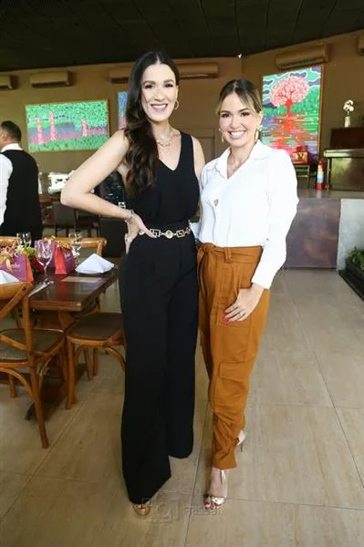 Giuliana Botelho e Wládia Cacau