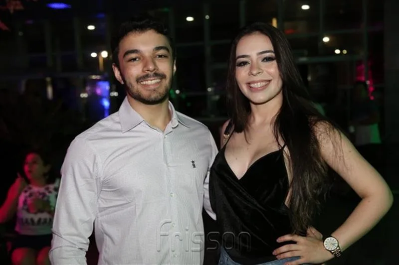 Assis e Ellen Andrade