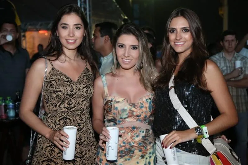 Deborah Medeiros, Mayara Simão e Giuliana Rodrigues