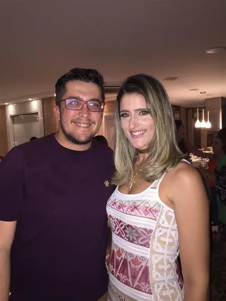 Juniro Oliveira e Rebeca Bastos