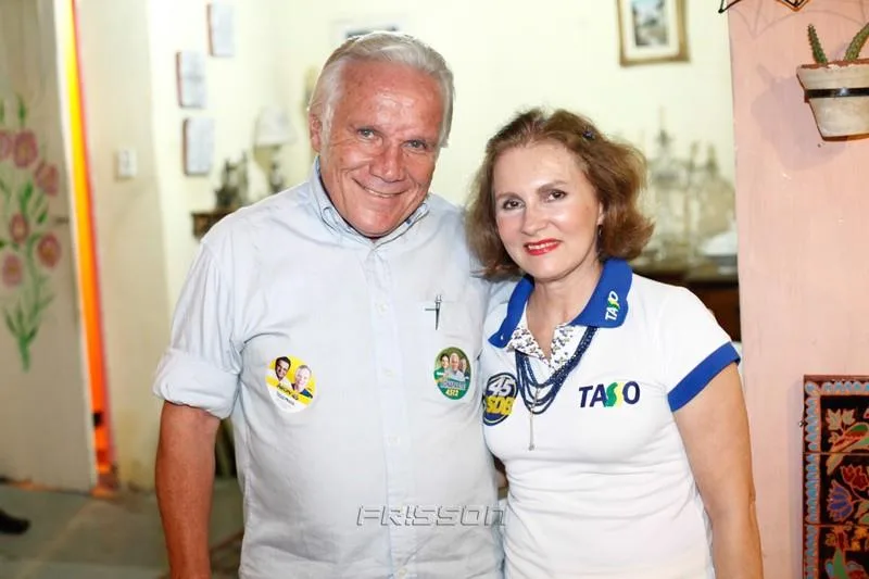 Carlos Bonaparte e Renata Jereissati