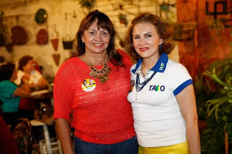 Carmen Cinira e Renata Jereissati