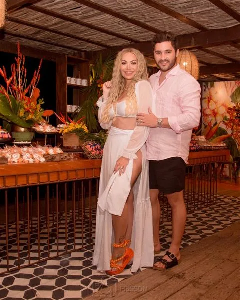 Monilton Moura e Solange Almeida