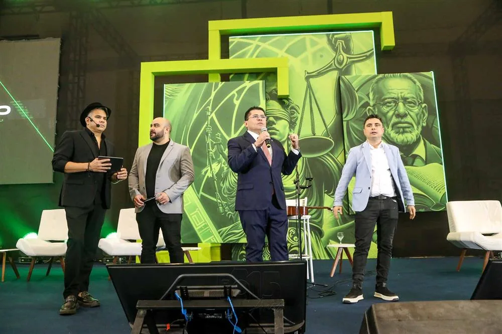 Alan Cristian, Valdetário Monteiro e Mauro Xavier