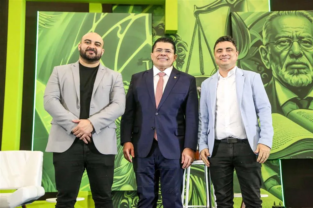 Alan Cristian, Valdetário Monteiro e Mauro Xavier