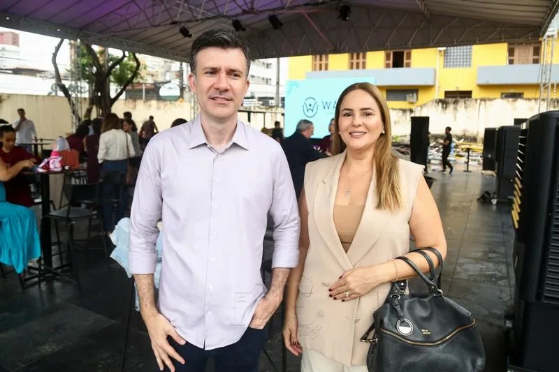 Adson Pontes e Eveline Lira