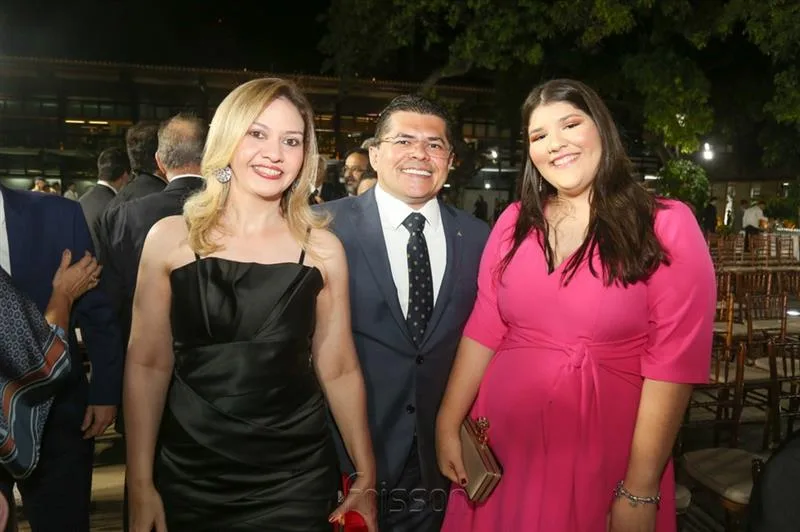 Ana Karine, Valdetário e Beatriz Mota