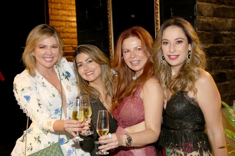 Patrícia Dias, Fabiana Ibiapina, Cláudia Quental e Silvinha Leal