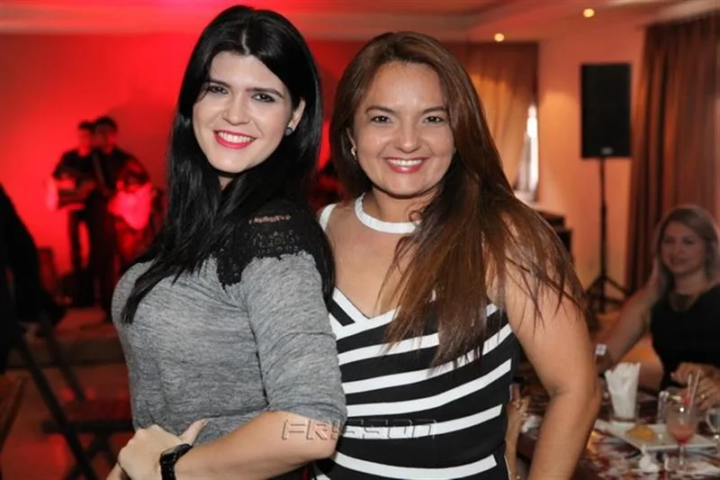 Adigelsia Fernandes e Gigi Passos