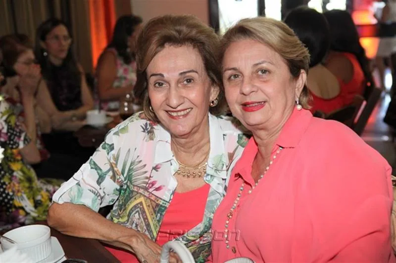 Ana Maria de Castro e Nilse Cals
