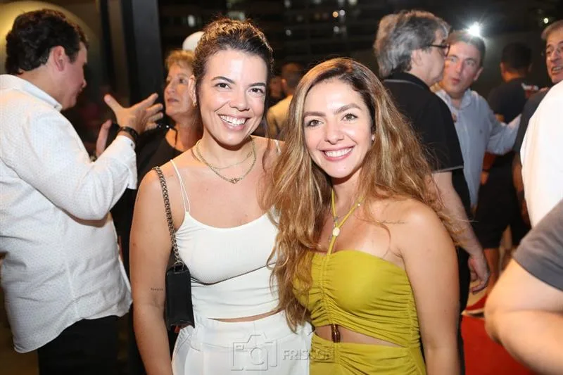 Amanda Crisóstomo e Manuella Menezes