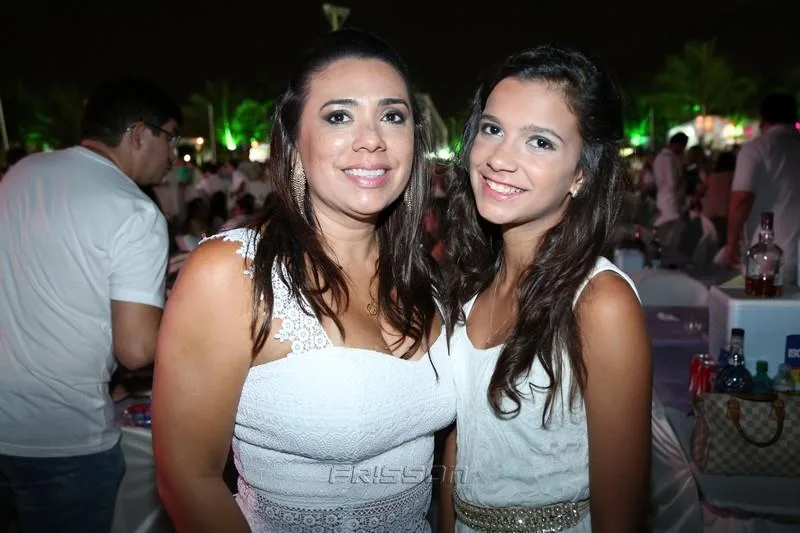 Caride Oliveira e Tais Oliveira