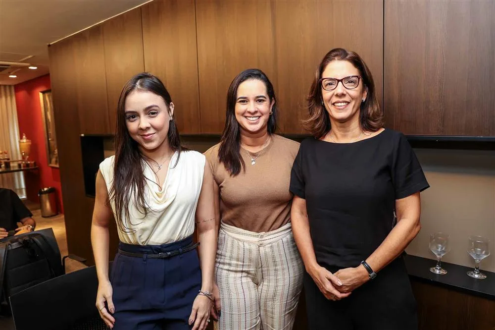 Bianca Dias, Gabrielle Romeiro e Cinthia Cavalcante