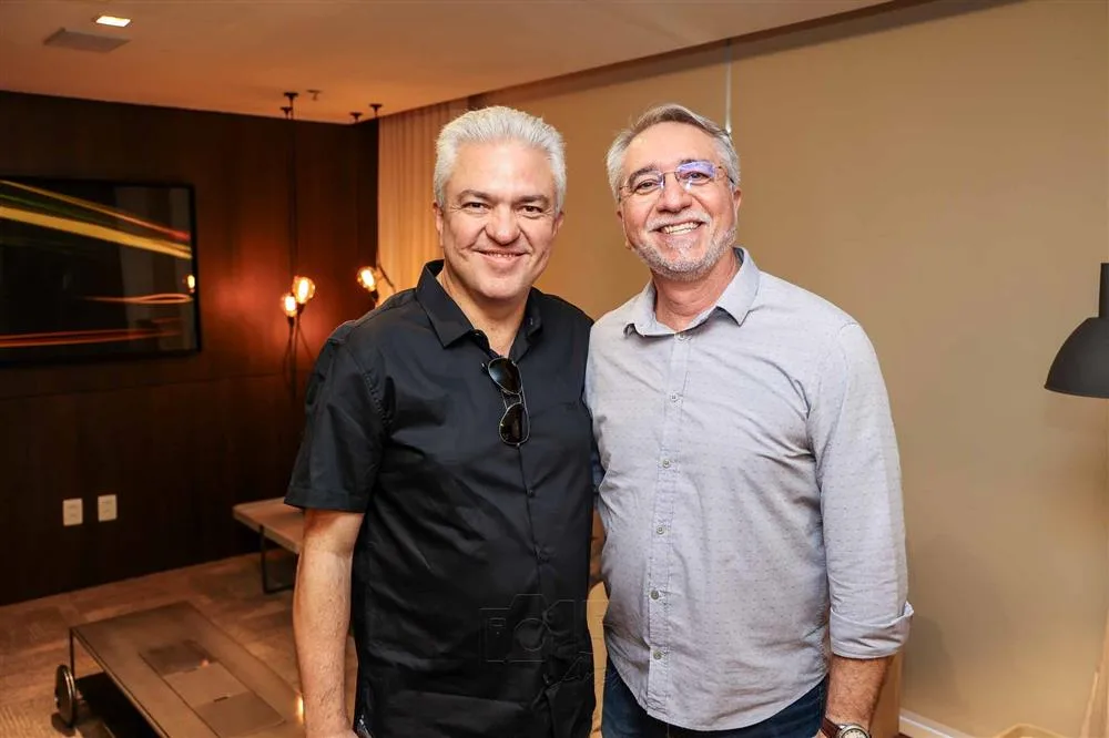 Carlos Eduardo Araújo e Mauro Costa