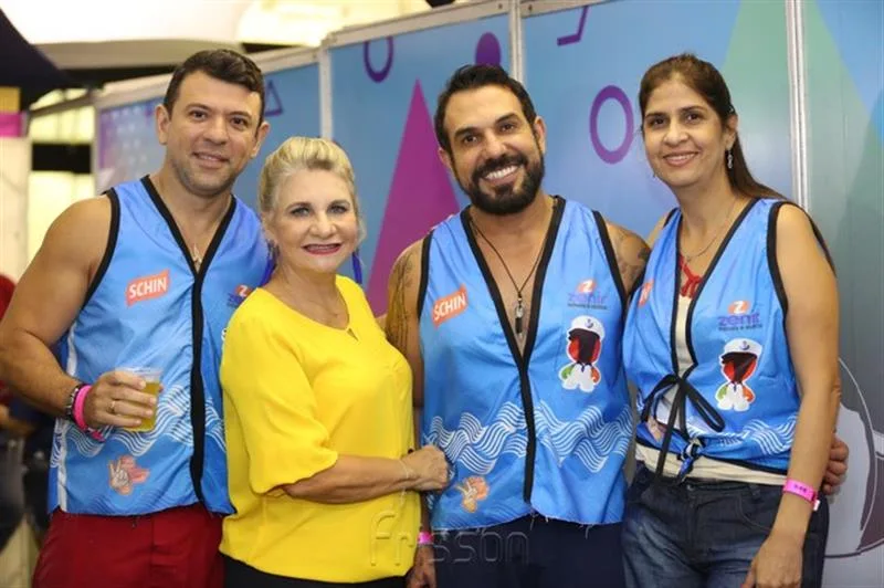 Adam Vieira, Rosângela Dias, Alan Carvalho e Adriana Namen