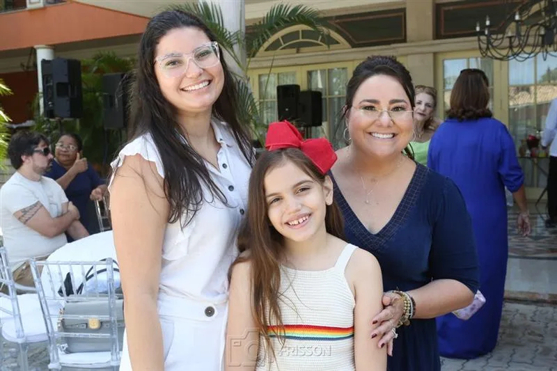 Aline, Maria Cecília Nuto e Mayara Silva