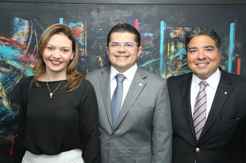 Ana Karine, Valdetário Monteiro e Leandro Vasques