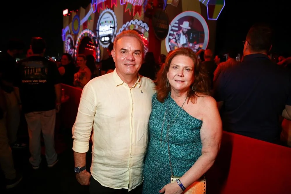 Ésio Souza e Fernanda Pessoa