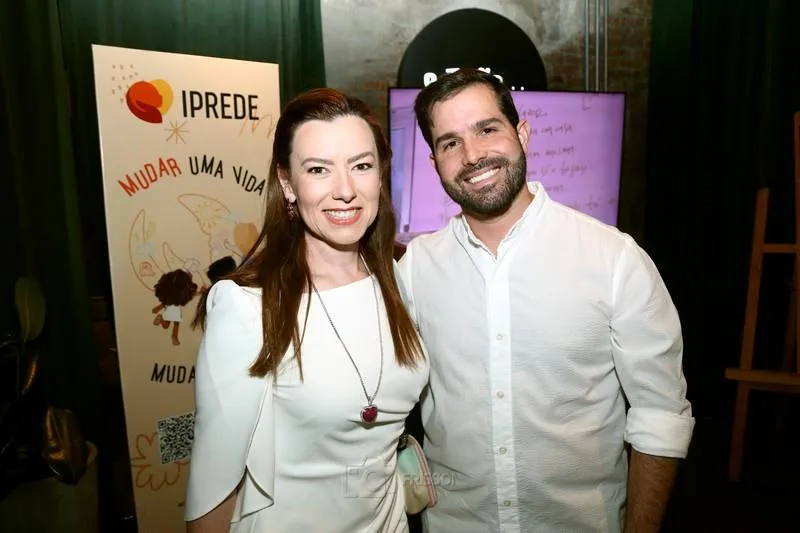 Aline Félix e Felipe Rocha