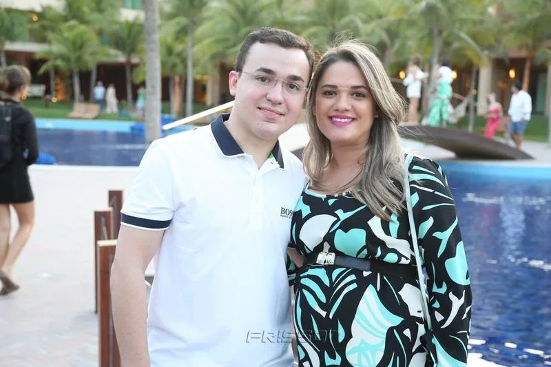 Alisson e Iana Feijão