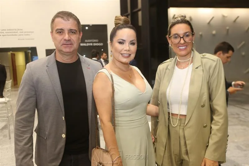 André, Lea Lopes e Barbara Palomares