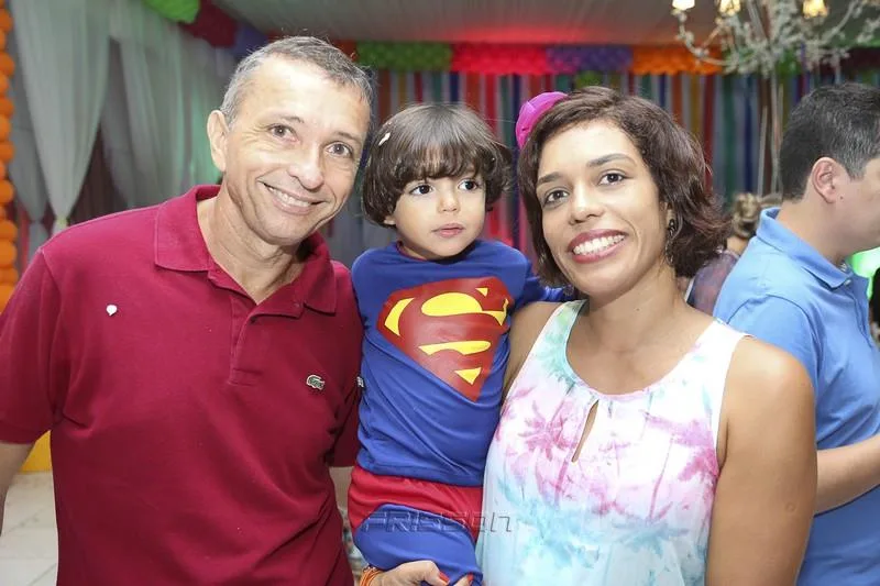 Arnaldo e Lucas Freitas e Ieda Rebouças